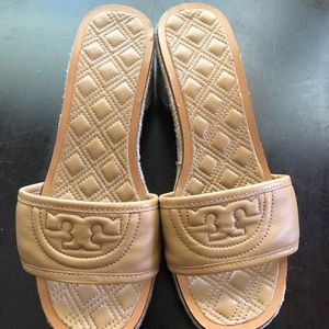 Cute tan Tory Burch Fleming Sandals